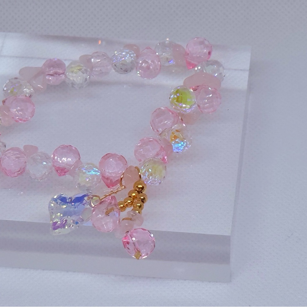 Elegant Pink and Gold Beaded Bracelet